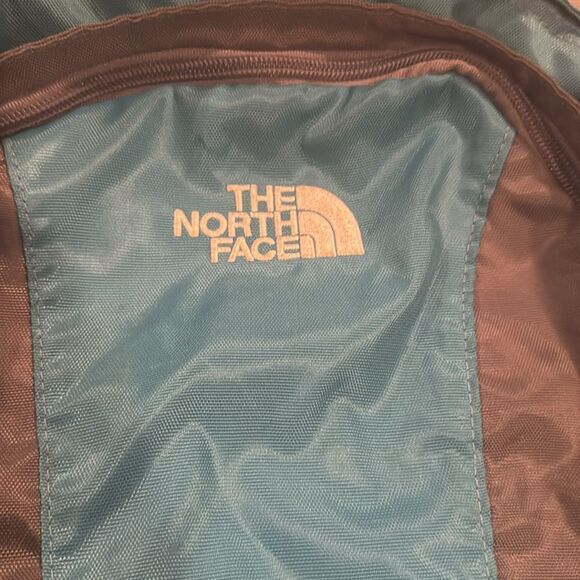 The North Face Vault Backpack Blue & Grey - Picture 2 of 6